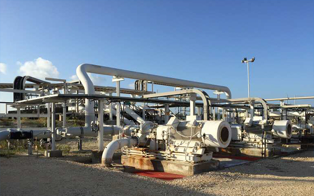 Horizontal pumps maintain pressure in caverns and clarifier wells