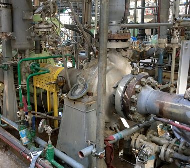 Sulzer Pumps - ZF pump with the coke crusher for the large solids abrasive service