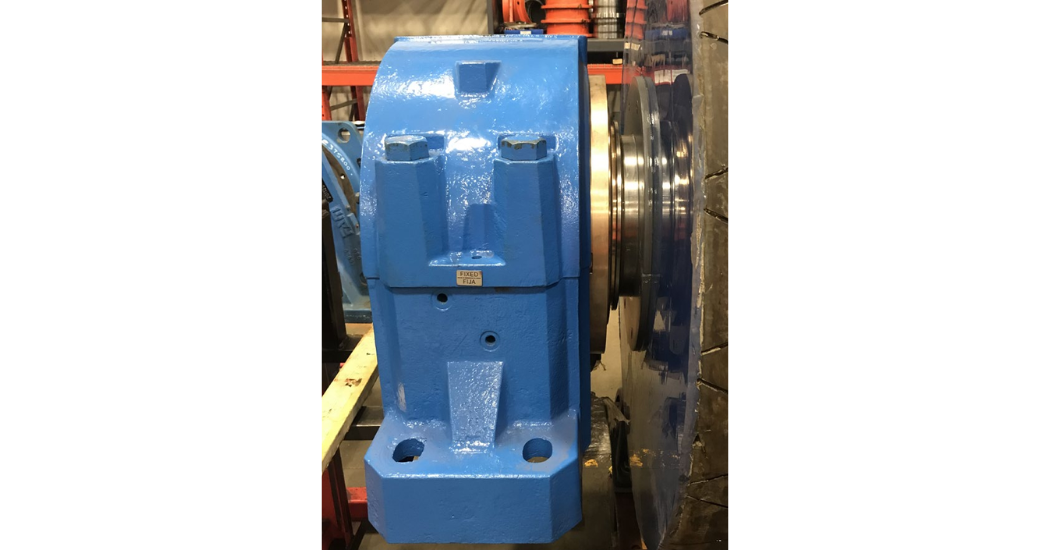 Inpro-Seal Large Pillow Block and Pulley Avoid Removal in Mining Application (1)