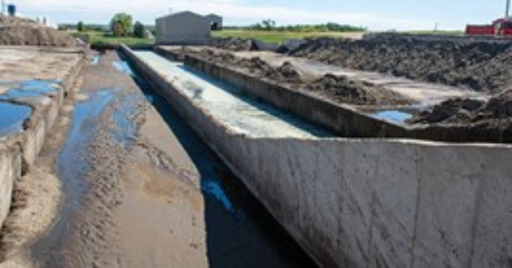 Vaughan How One Facility Handles 23 Billion Gallons of Manure A Pumping System Case Study
