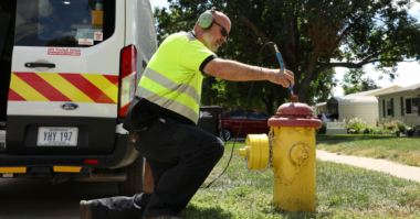 Mueller How Omaha Reduced Water Loss and Costs with Smart Hydrant Monitoring